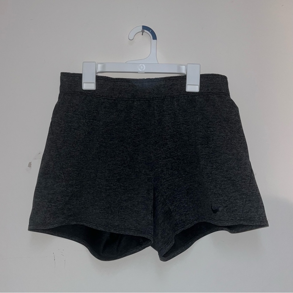 dark gray nike shorts